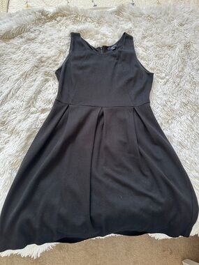 GAP Black Sleeveless Fit-and-Flare Mini Dress